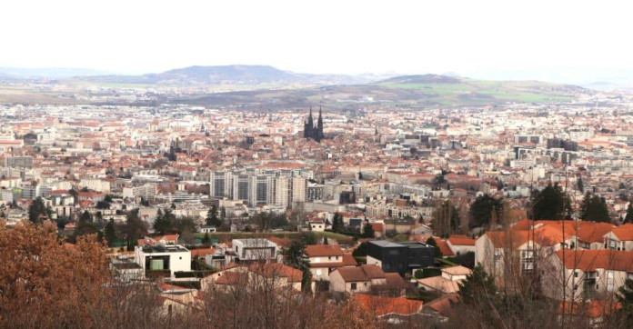 Marché immobilier à Clermont-Ferrand : nette divergence de trajectoire entre appartements et maisons en juin 2026