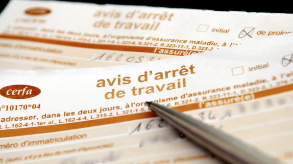 Santé et protection sociale : l'instauration d'un plafond légal pour la durée des arrêts de travail dès le 1er septembre 2026