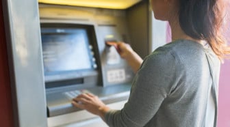Frais bancaires : les tarifs augmentent de 2,7 % en 2026 et dépassent largement l'inflation