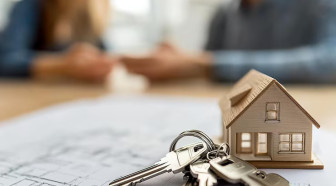 Taux de crédit immobilier : pause estivale sur les barèmes avant une rentrée incertaine