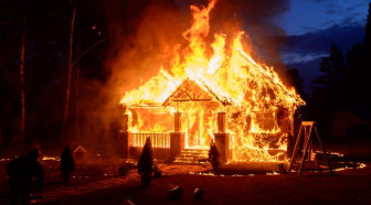 Incendies de forêt : logement détruit ou inhabitable, que devient votre crédit immobilier ?
