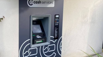 Cash Services : tout comprendre au réseau de distributeurs communs qui transforme le retrait d'espèces
