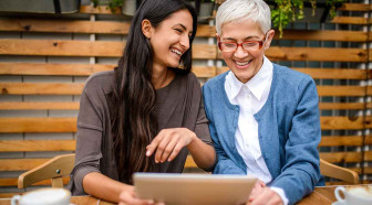 Retraites : de nouvelles mesures en vigueur dès septembre pour revaloriser la pension des femmes