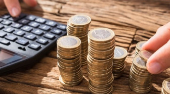 Crédit conso : pourquoi emprunter 6 001 € peut coûter moins cher que 5 999 €