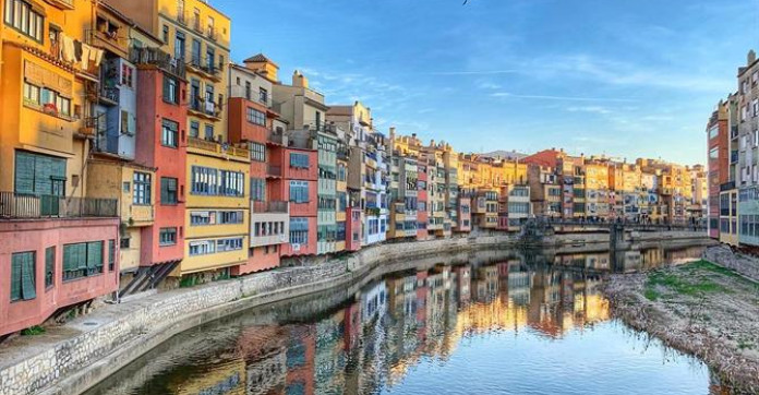 Immobilier à l'étranger : pourquoi et où les Français achètent-ils dans le sud de l'Europe ?
