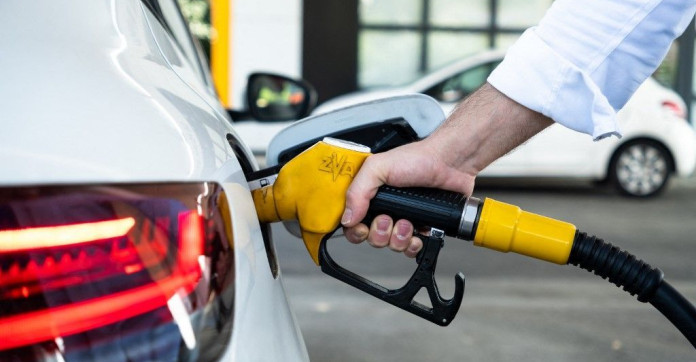 Carburants : TotalEnergies promet 8 à 12 centimes de baisse sur le gazole, l'aide de 100 € versée dès le 16 octobre