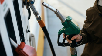 Prime carburant : le ministère précise le plafond de 1 000 euros exonérés en 2026