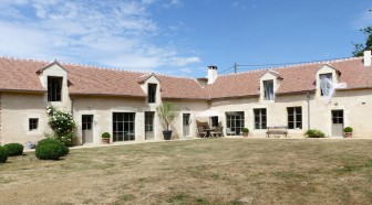 EN IMAGES. À vendre : une ancienne ferme restaurée à Rambouillet