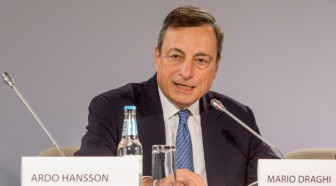 Mario Draghi va chercher à apaiser des marchés anxieux sur le cap de la BCE