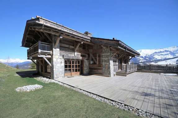 EN IMAGES. A vendre : Chalet d'exception en Haute-Savoie