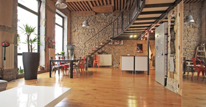EN IMAGES. A vendre : loft canut au coeur de Lyon