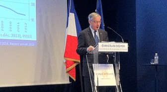 Christian Noyer veut que les banques remontent les taux des prêts immobiliers