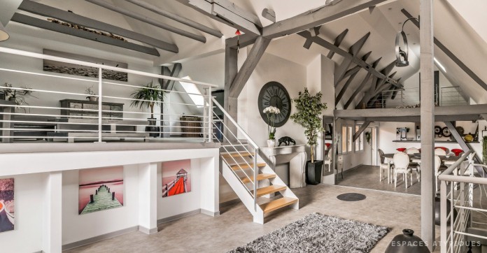 EN IMAGES. A vendre : ancienne ferme rénovée