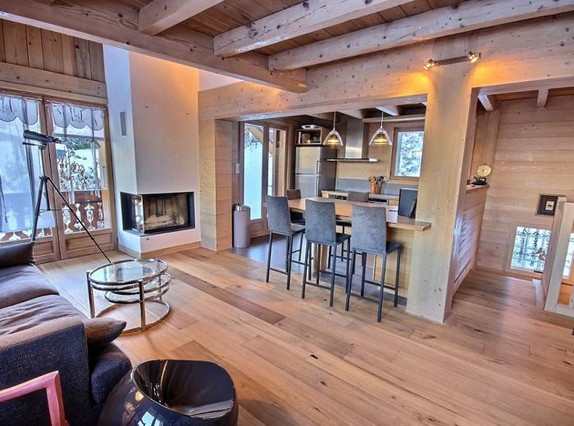 EN IMAGES. A vendre : magnifique chalet au coeur du Mont-Blanc