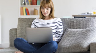 Les épargnants utilisent davantage Internet pour leurs placements