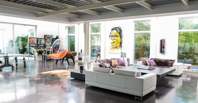EN IMAGES. À vendre : une maison-loft dans un ancien skate-park