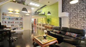 EN IMAGES. A vendre : duplex spacieux dans une ancienne salle d'escrime