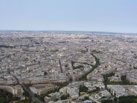 Léger recul des prix de l'immobilier parisien