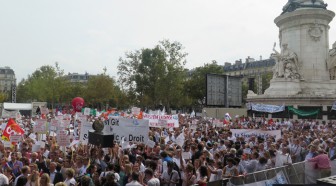 VIDEO. Les notaires dans la rue face au projet de libéralisation des professions réglementées