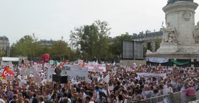 VIDEO. Les notaires dans la rue face au projet de libéralisation des professions réglementées