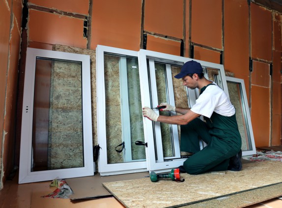Bâtiment : des emplois sauvegardés dans le secteur de la fenêtre grâce aux aides publiques