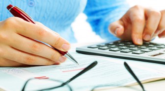 Les assureurs mutualistes veulent repousser au 2e semestre 2015 la résiliation à tout moment d'un contrat