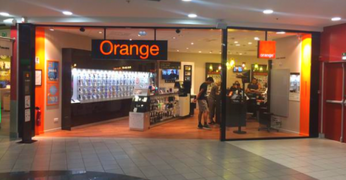 Orange banque vise 2 millions de clients d'ici 2027