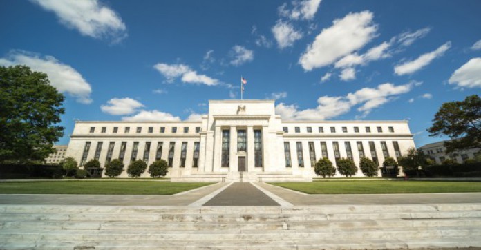 USA: la Fed doit continuer ses hausses graduelles de taux (Powell)