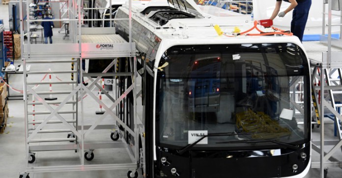 Mobilité urbaine: le bus électrique au centre de l'attention