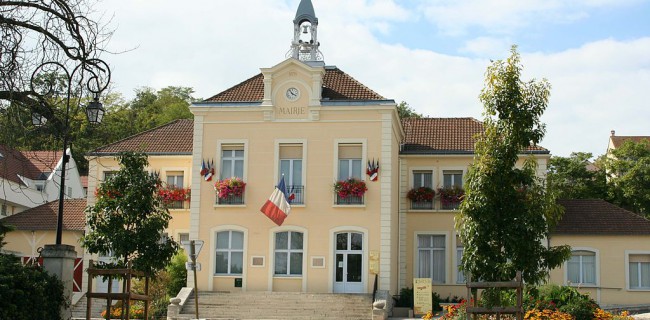 Rachat de crédit Mesnil-le-Roi