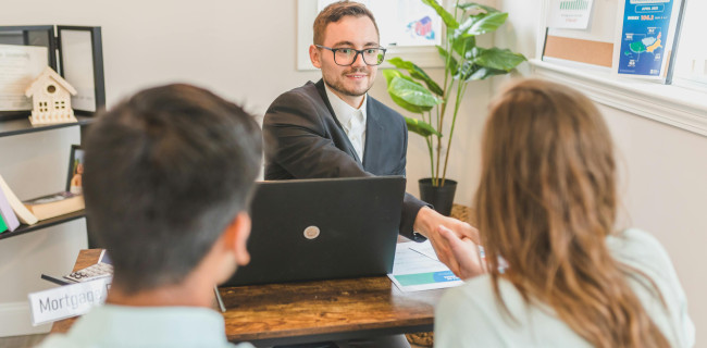 Comment assurer son rachat de crédits ?