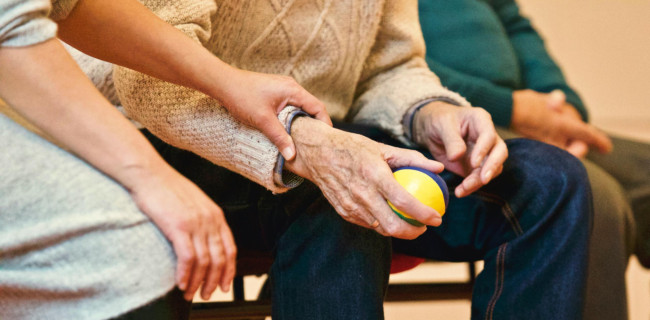 Rachat de crédit seniors en difficulté