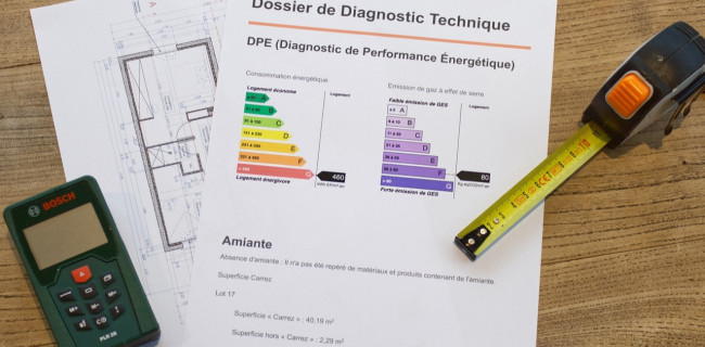 Le dossier de diagnostic technique : un document essentiel pour vendre un bien
