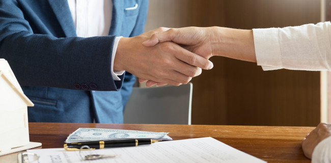 Rachat ou renégociation de prêt : quelle est la différence ?