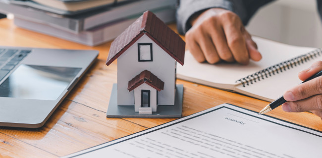 Donation d'un bien immobilier de son vivant : démarches et fiscalité