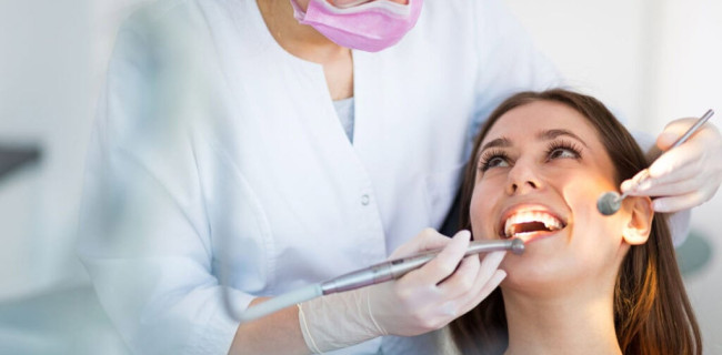 Crédit dentaire : financer implants, couronnes et soins mal remboursés