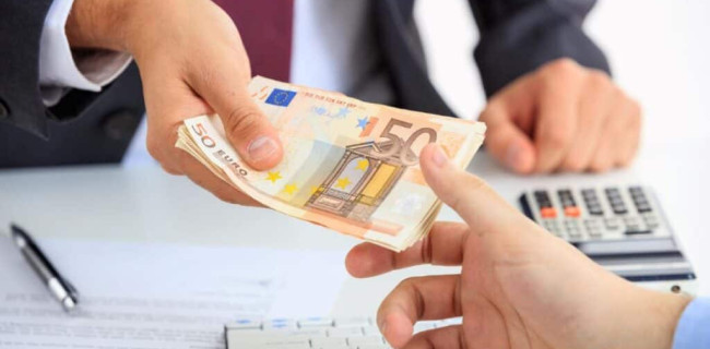 Prêt personnel sur 12 mois : taux, mensualités et offres comparées