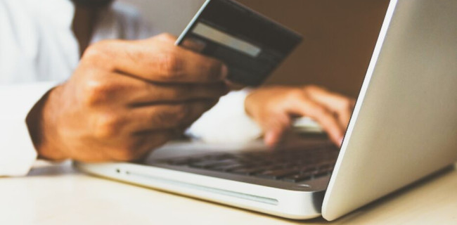 Qui se cache derrière les banques en ligne ?