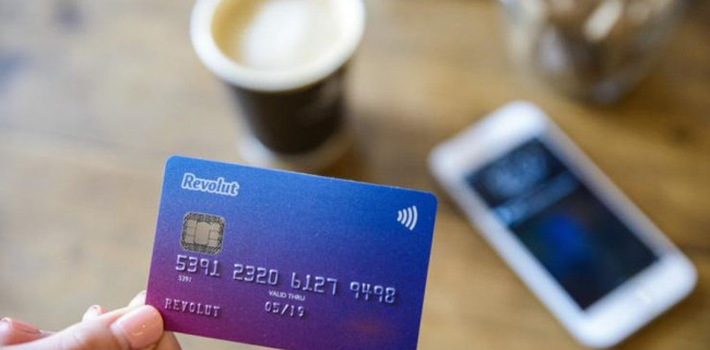 Cartes Revolut : Standard, Premium ou Metal ?